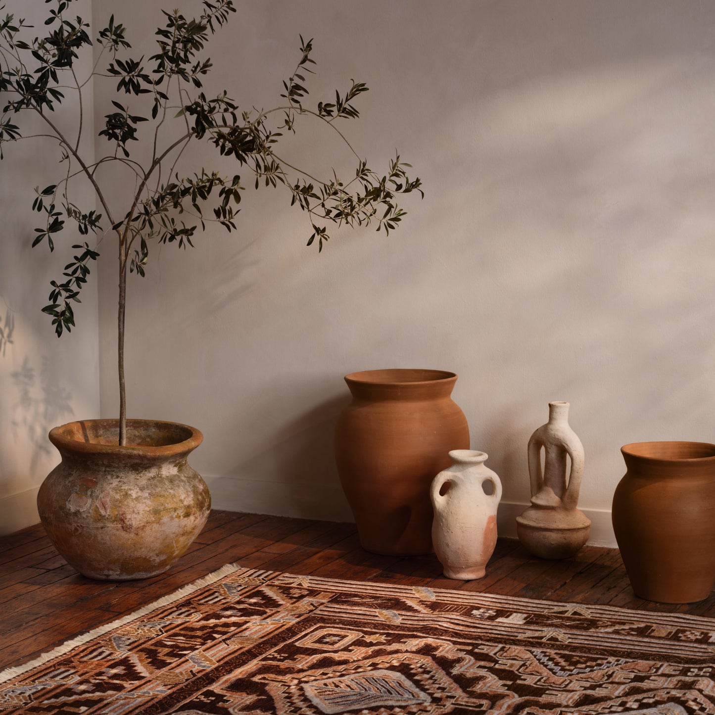 Vase named Aya