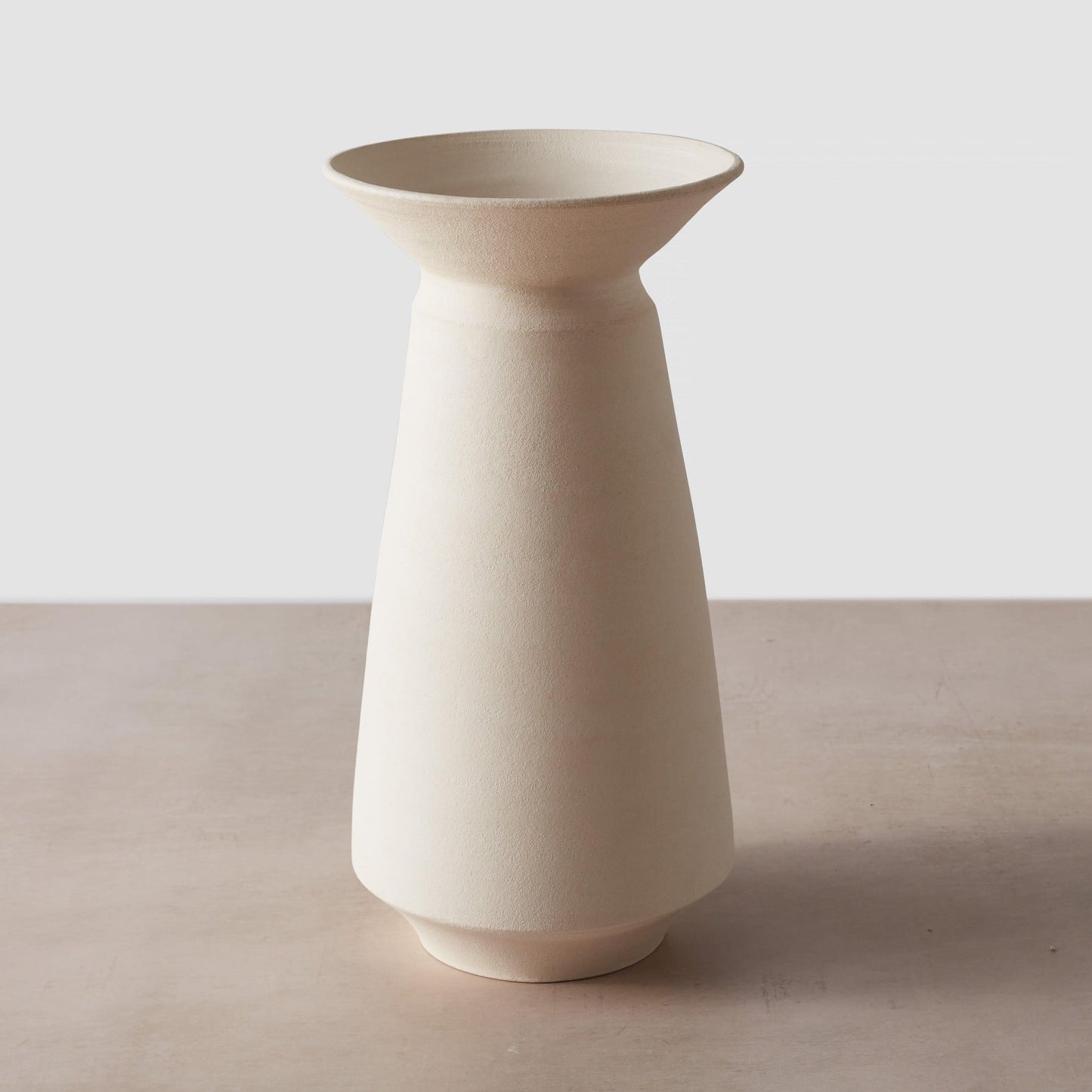 Ceramic vase handcrafted in Chile, white