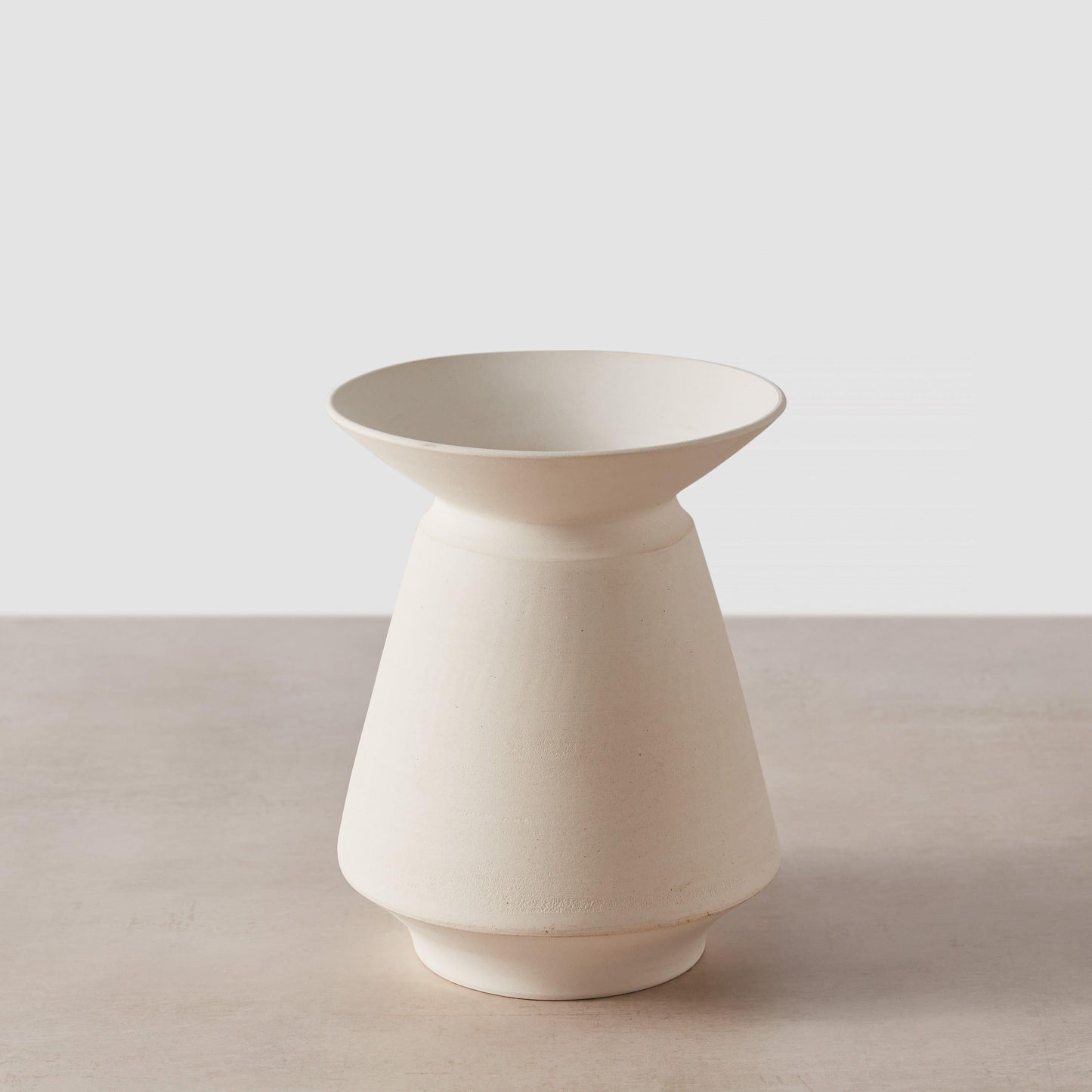 Ceramic vase handcrafted in Chile, white