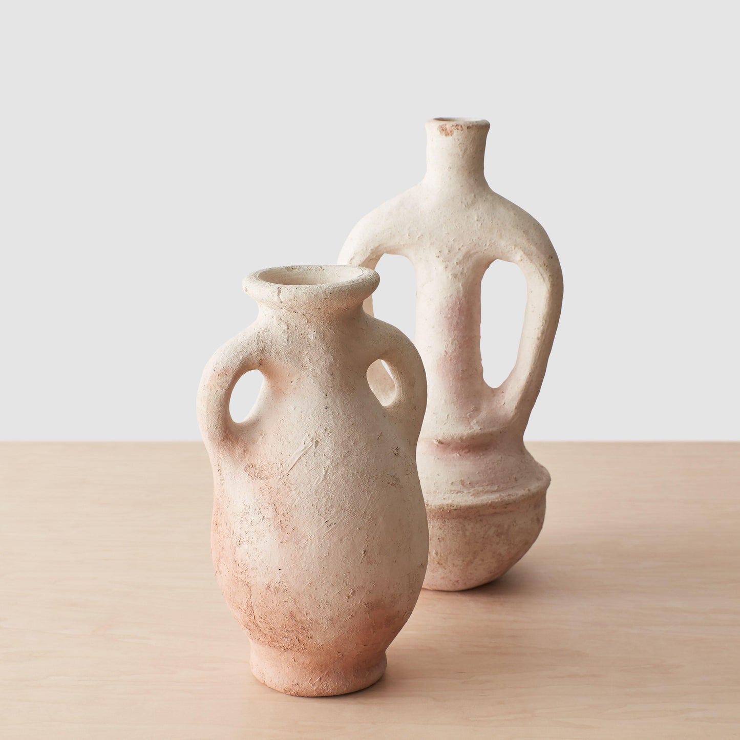 Vase named Aya