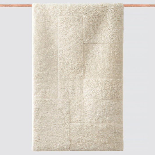 Jiya Accent Rug, Hand-Knotted
