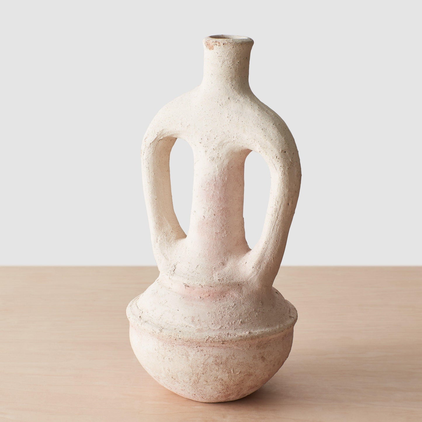 Vase named Aya