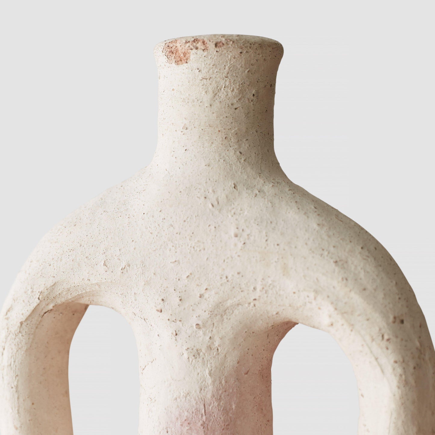 Vase named Aya